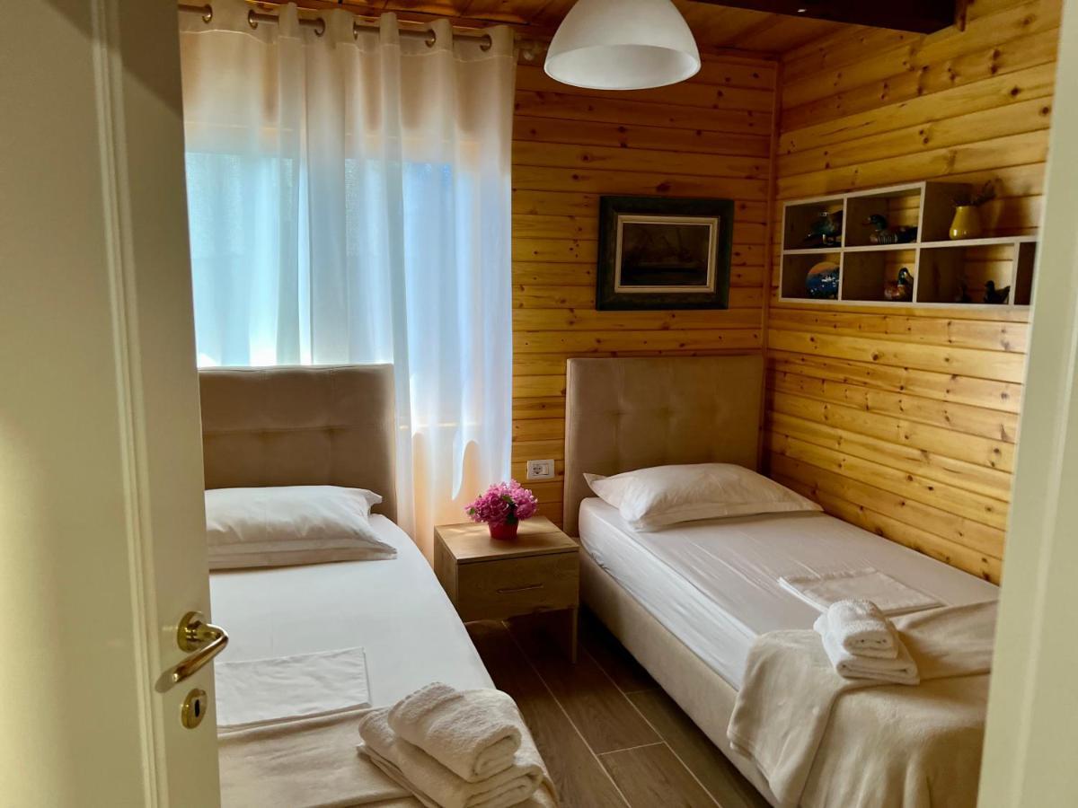 Vila Lulebore Velipoja Kültér fotó